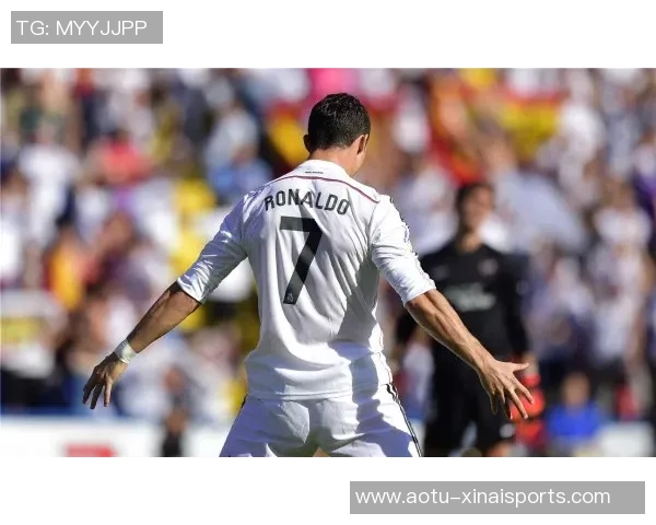 皇马新星居莱尔当选西甲9月最佳U23球员，展现中场魔力